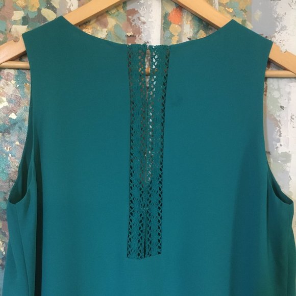 Lost April Teal Crochet Trim Tunic Tank Top - Picture 7 of 16